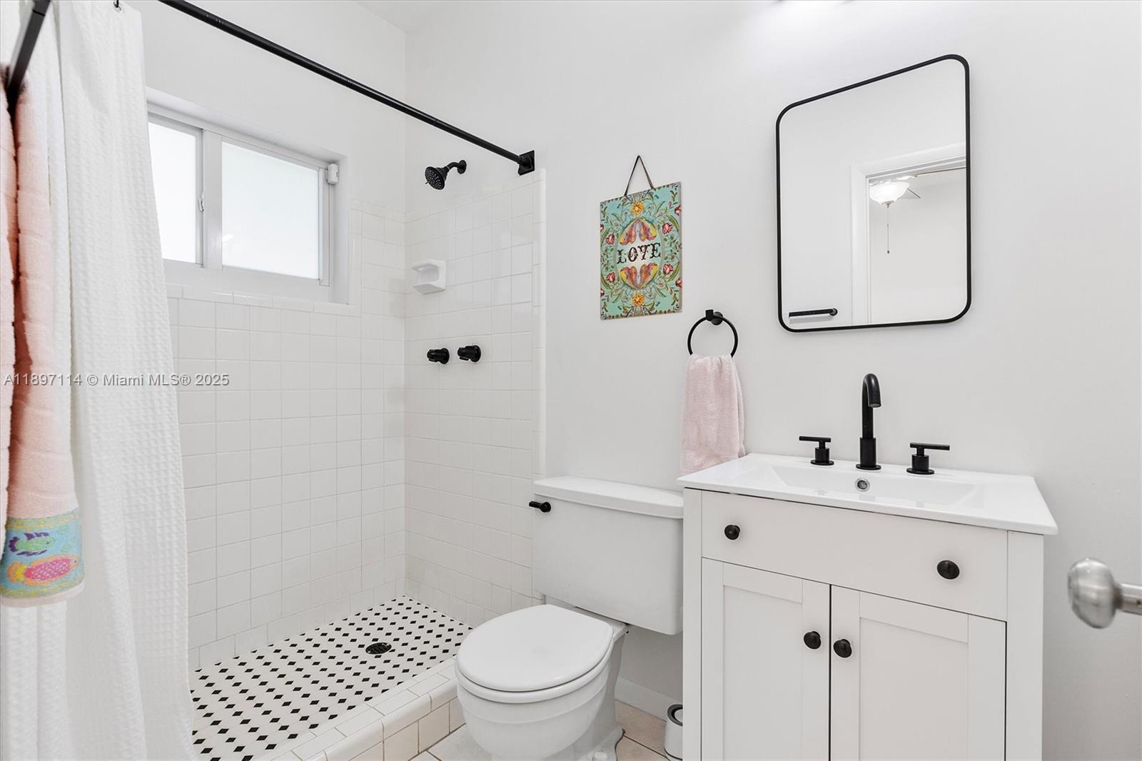 EARLETON SHORES - Residential