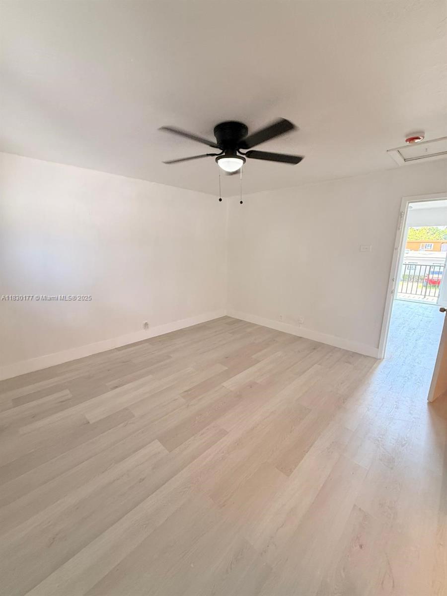 Charming 1-Bedroom Apartment in Allapattah
Welcome to this cozy and well-maintained 1-bedroom, 1-bath unit located in one of Miami's most vibrant and culturally rich neighborhoods. Close to Downtown, Brickell, Wynwood and Calle Ocho, this apartment offers the perfect balance of comfort and convenience. Ideal for singles or couples looking to experience the true Miami lifestyle. Fast approval and ready to move in!