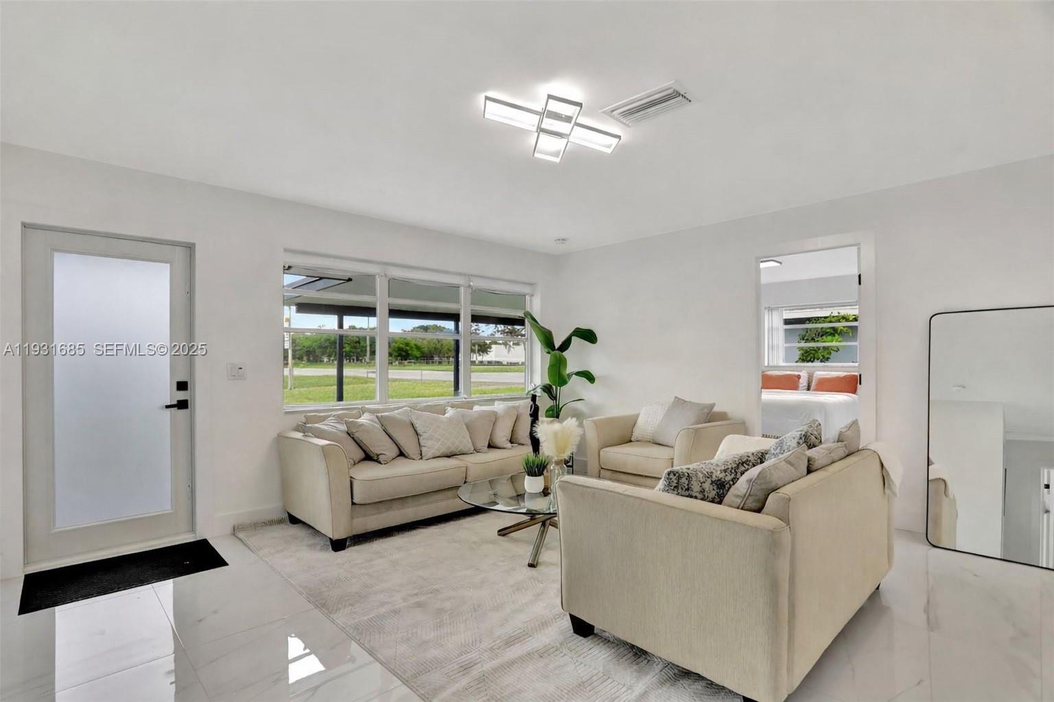 PINE CREST AMENDED PLAT - Residential