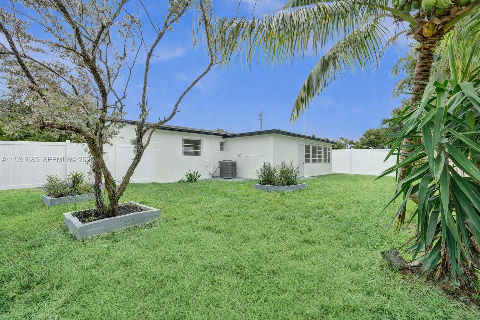 PINE CREST AMENDED PLAT - Residential