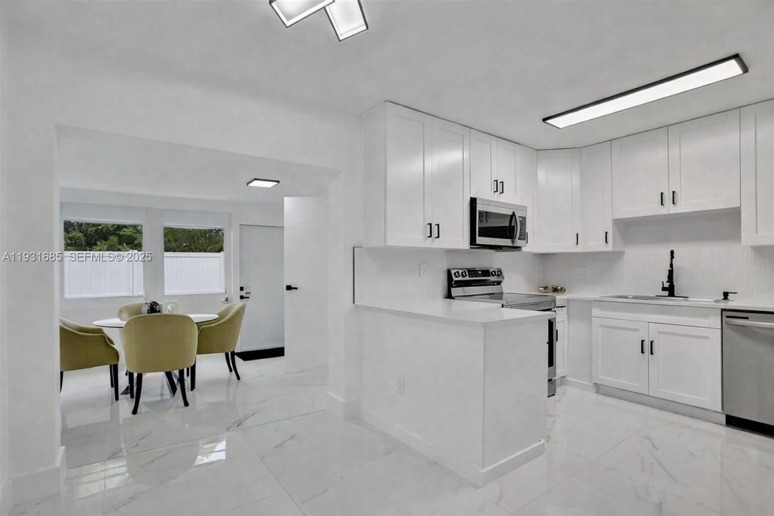 PINE CREST AMENDED PLAT - Residential