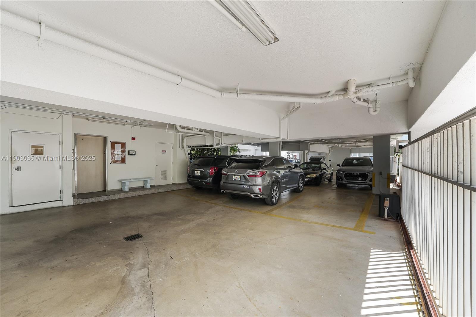 JEFFERSON MANOR CONDO - Residential Lease