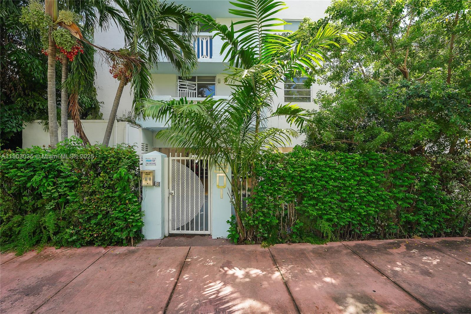 JEFFERSON MANOR CONDO - Residential Lease