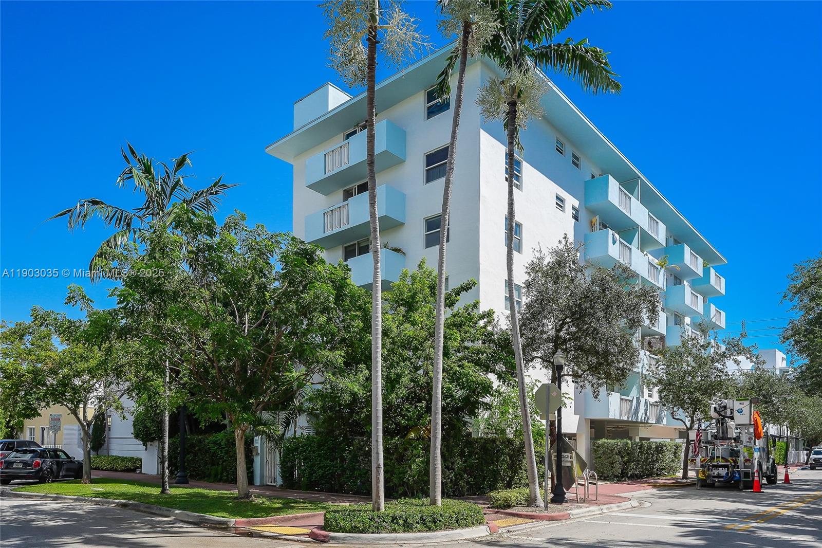 JEFFERSON MANOR CONDO - Residential Lease