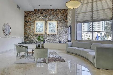 600 Parkview Dr 222 Hallandale Beach FL 33009
