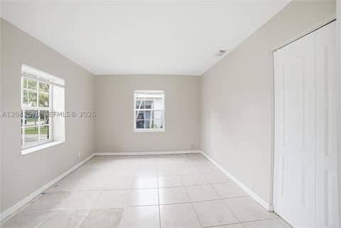 Tiny photo for 5217 NE 2nd Ave, Oakland Park, FL 33334 (MLS # A12042570)