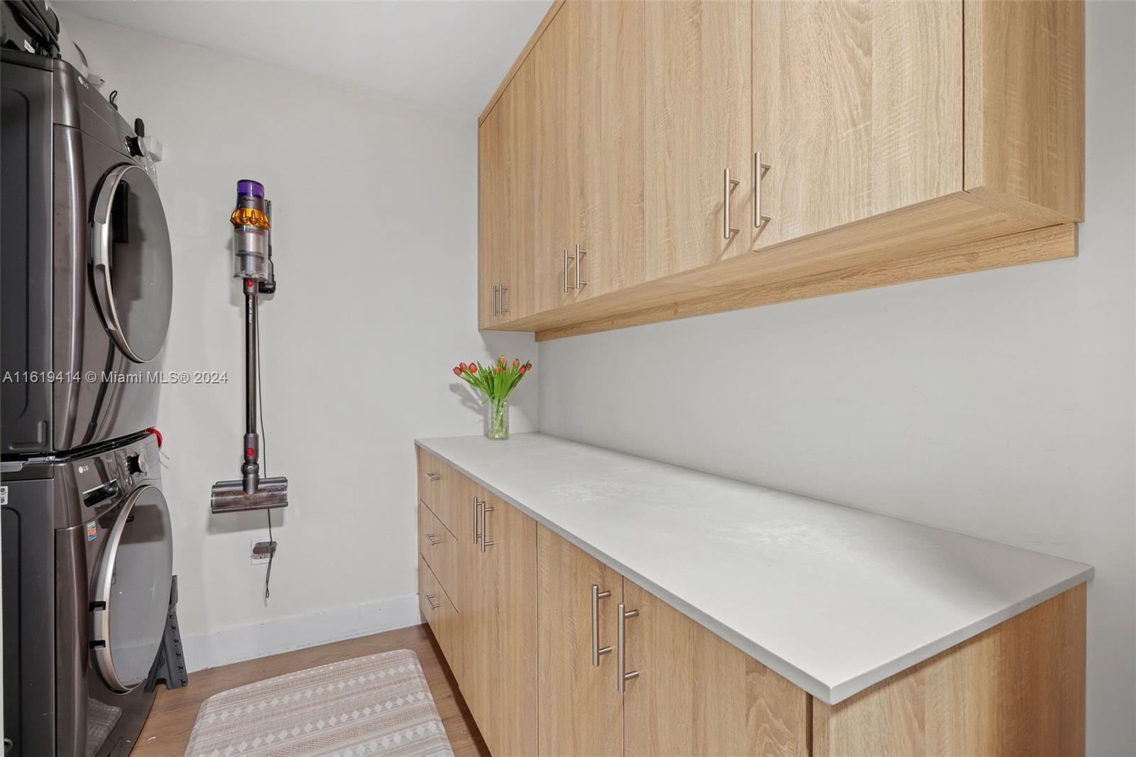 CRYSTAL HEIGHTS - Residential