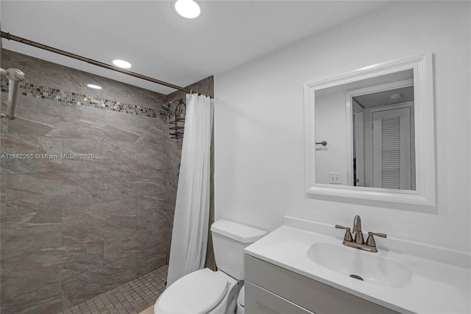 DEERFIELD BEACH GARDENS C - Residential