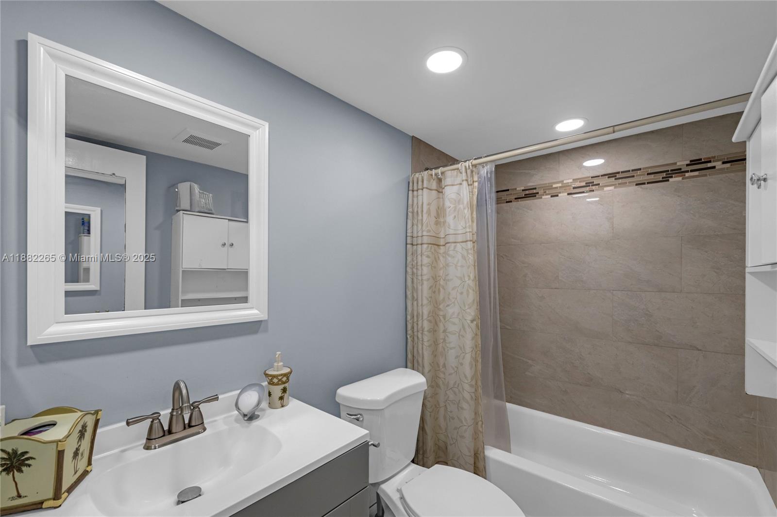 DEERFIELD BEACH GARDENS C - Residential