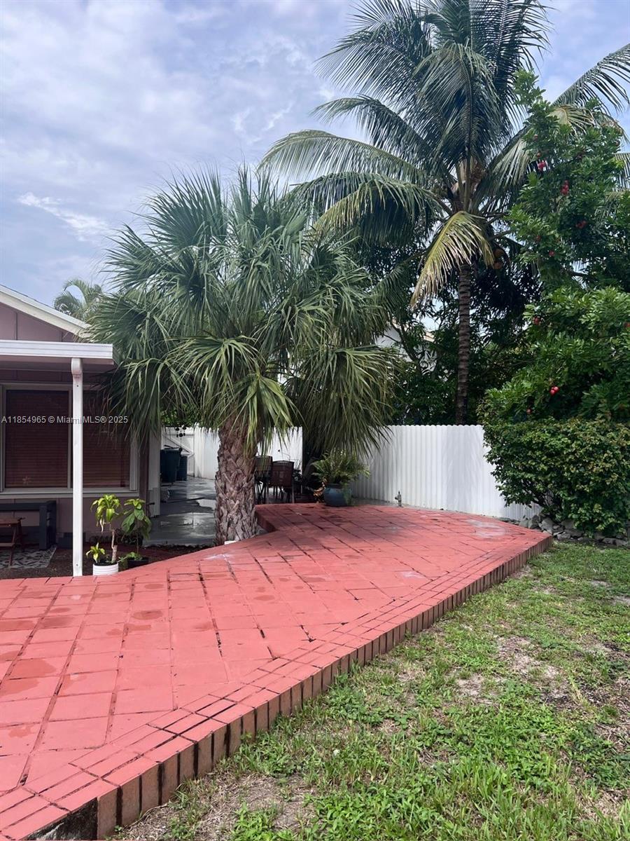 UNIVERSITY PARK - Residential