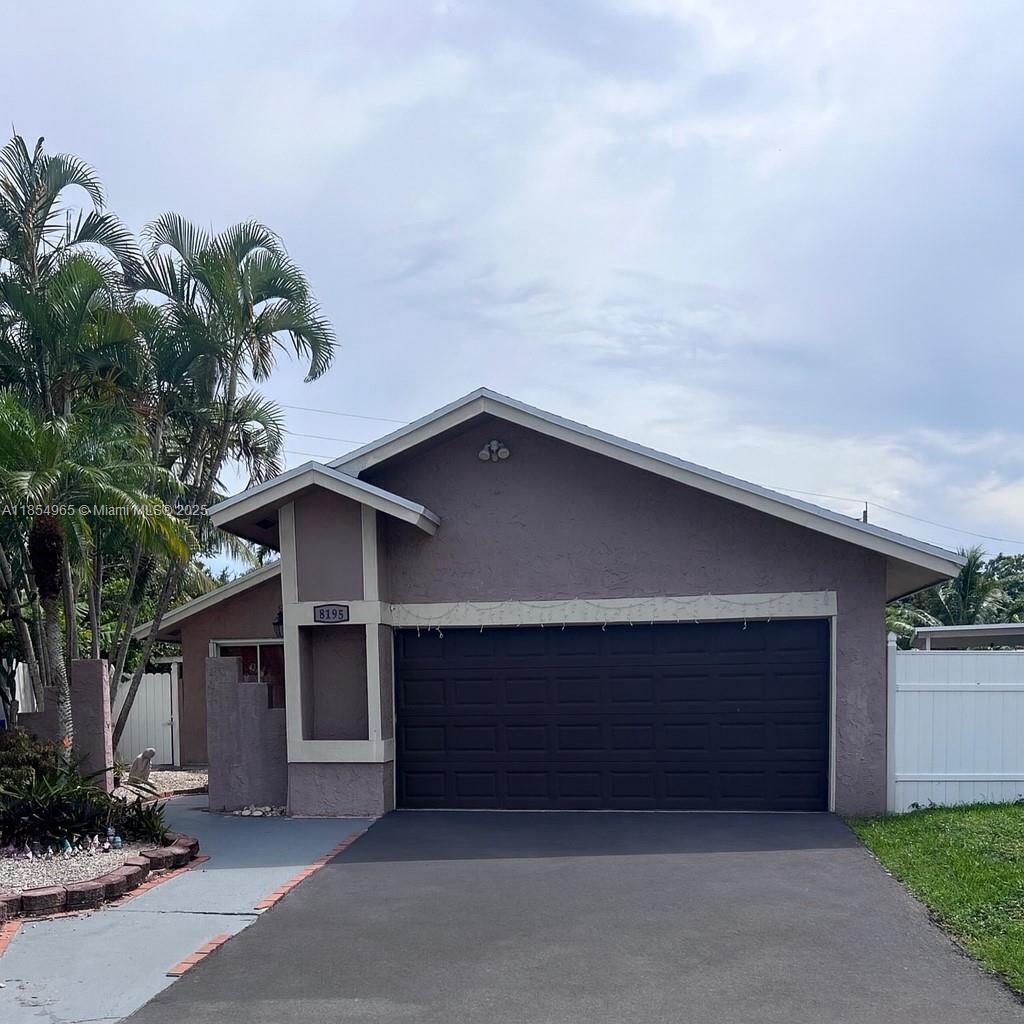 This well-maintained 3 bdr, 2 bath home is tucked away in a quiet cul-de-sac with no rear neighbors, offering extra privacy and tranquility. Step inside to discover an open floor plan filled with natural light. The rare full-size pantry can easily double as a flex room or office, perfect for modern living.
Upgrades include:
Updated electrical 2024 / Roof 2018 / New AC 2019 / WH 2019 / Washer & Dryer 2022 / Freshly Painted & Low HOA!
Enjoy peace of mind with accordion shutters and new aluminum fencing on both sides. The two insulated patio roofs offer ideal space for outdoor entertaining & oversized patio.
*This house comes with a REDUCED RATE through the seller's preferred lender. This is a lender-paid rate buydown that reduces the buyer's interest rate and monthly payment.*