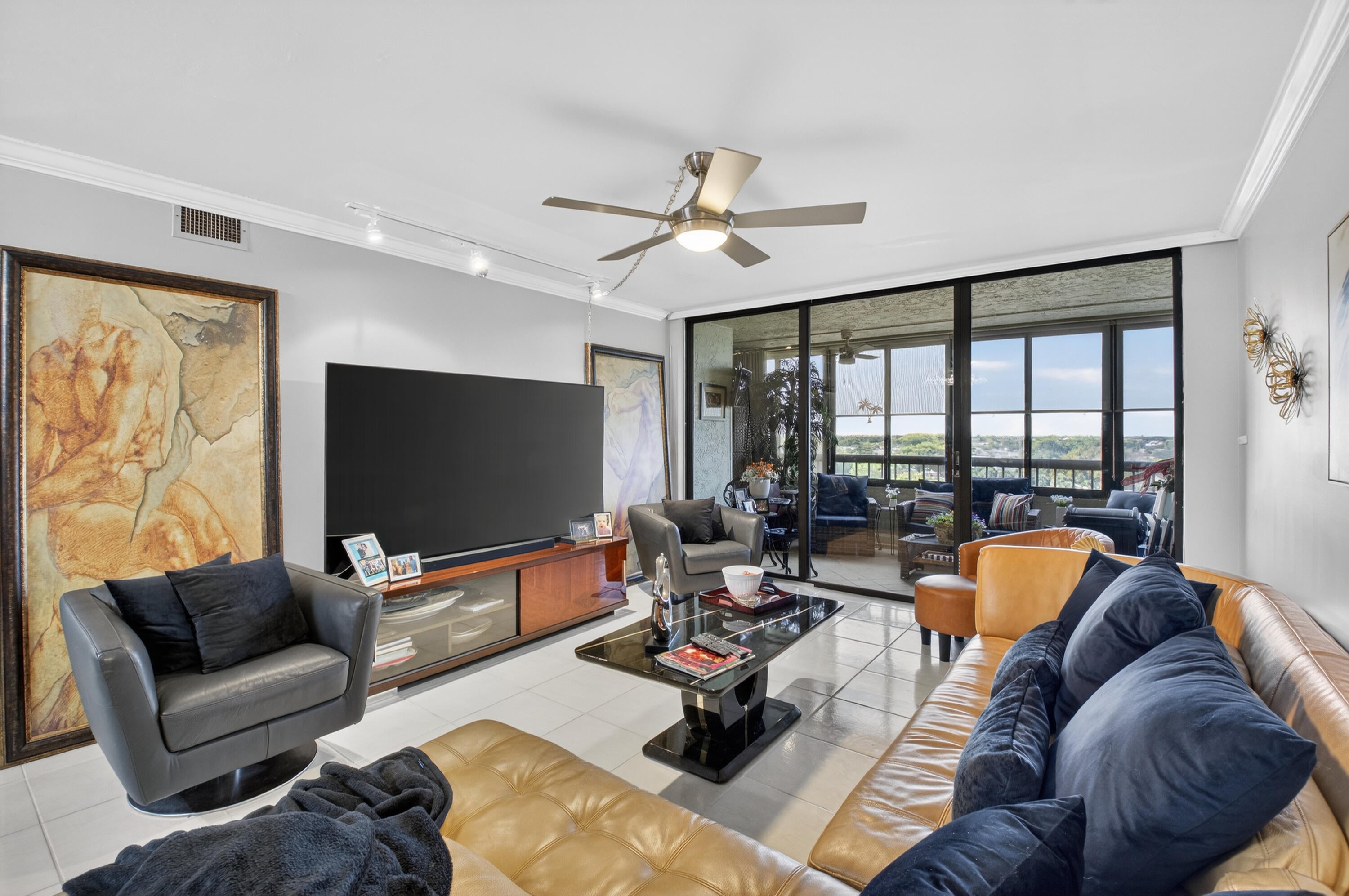 6372 La Costa Drive