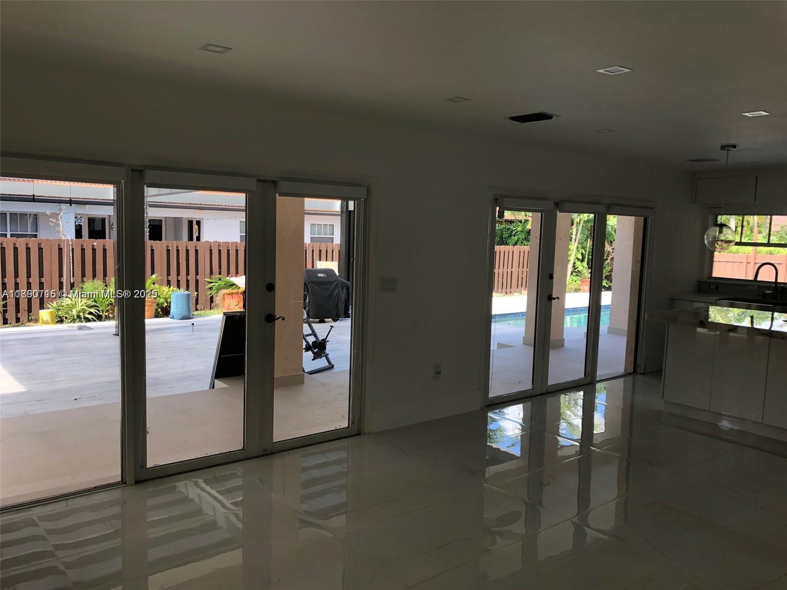 REPLAT OF BARIMA ESTATES - Residential Lease