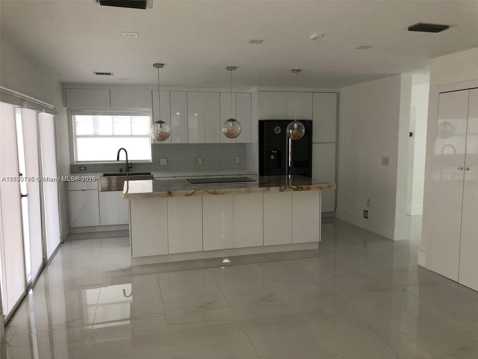 REPLAT OF BARIMA ESTATES - Residential Lease