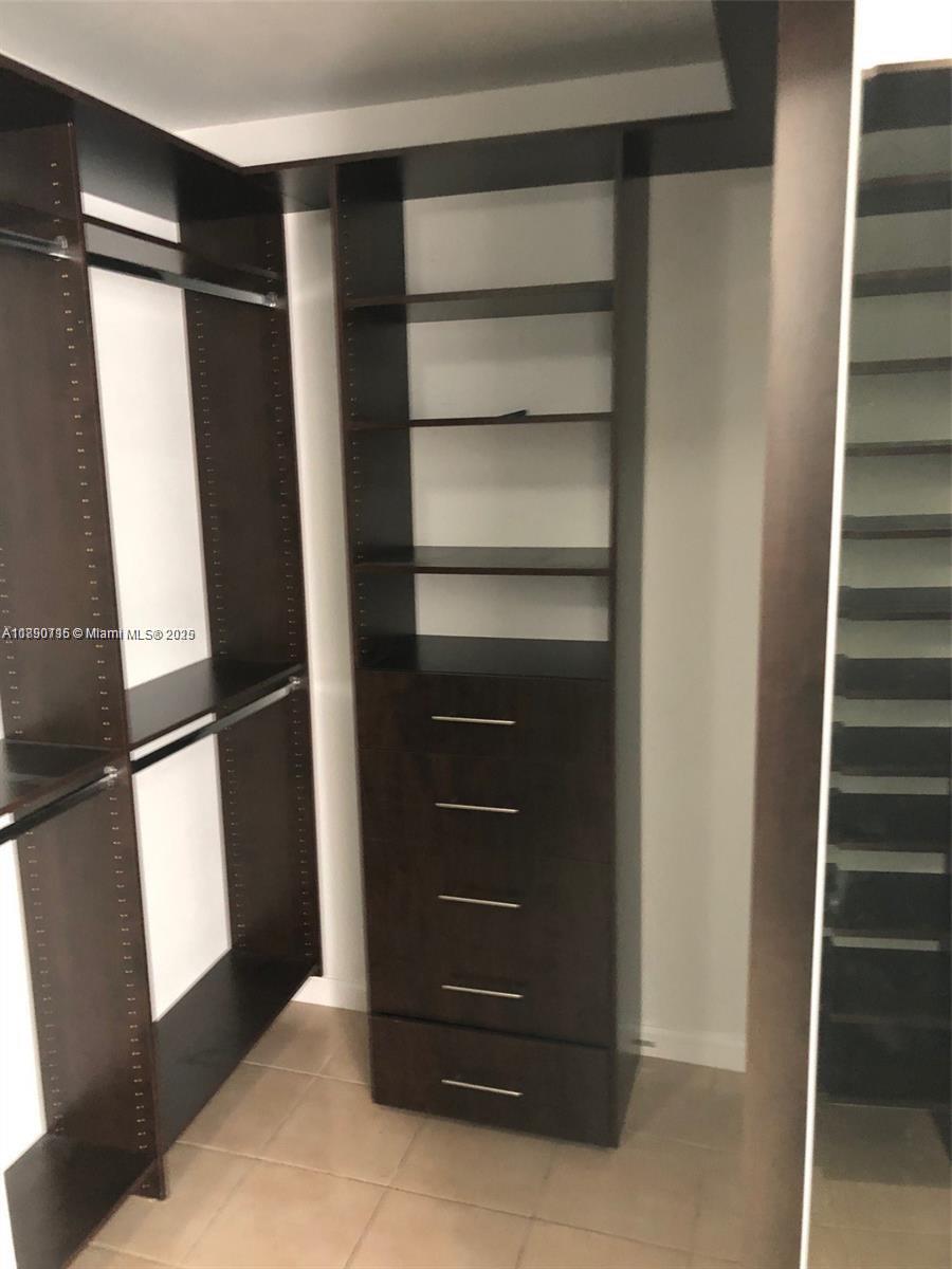 REPLAT OF BARIMA ESTATES - Residential Lease