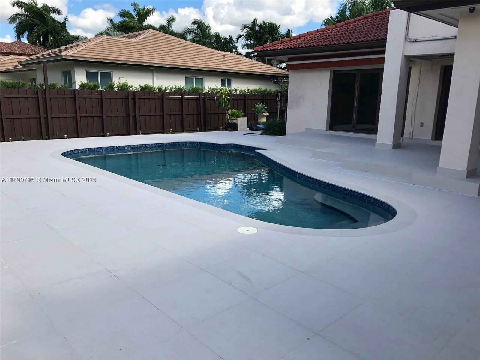 REPLAT OF BARIMA ESTATES - Residential Lease