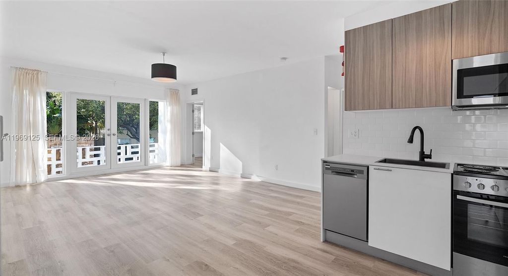 Photo of 1561 Jefferson Avenue, Miami Beach, FL 33139 (MLS # A11969125)