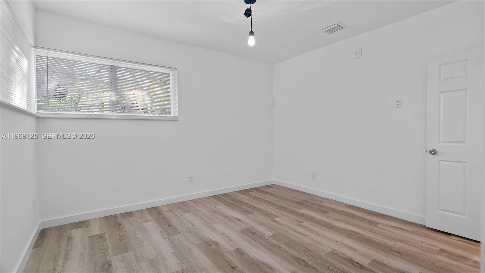 LINCOLN SUB - Residential Income