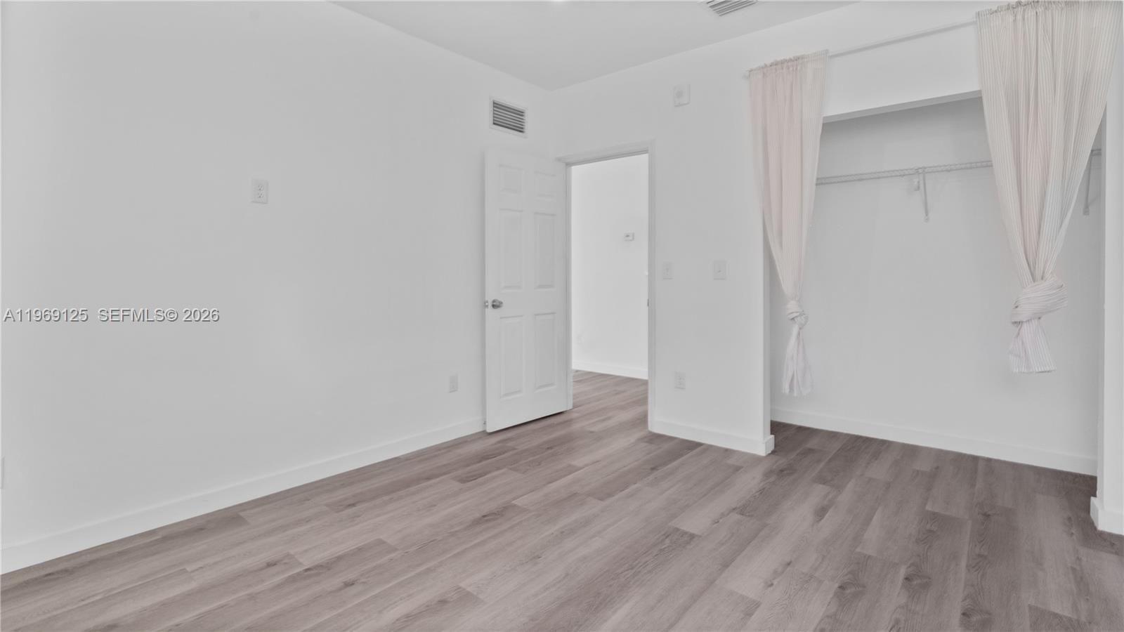 LINCOLN SUB - Residential Income