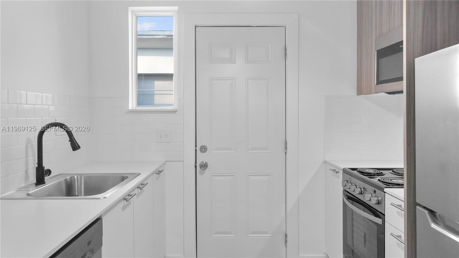 LINCOLN SUB - Residential Income