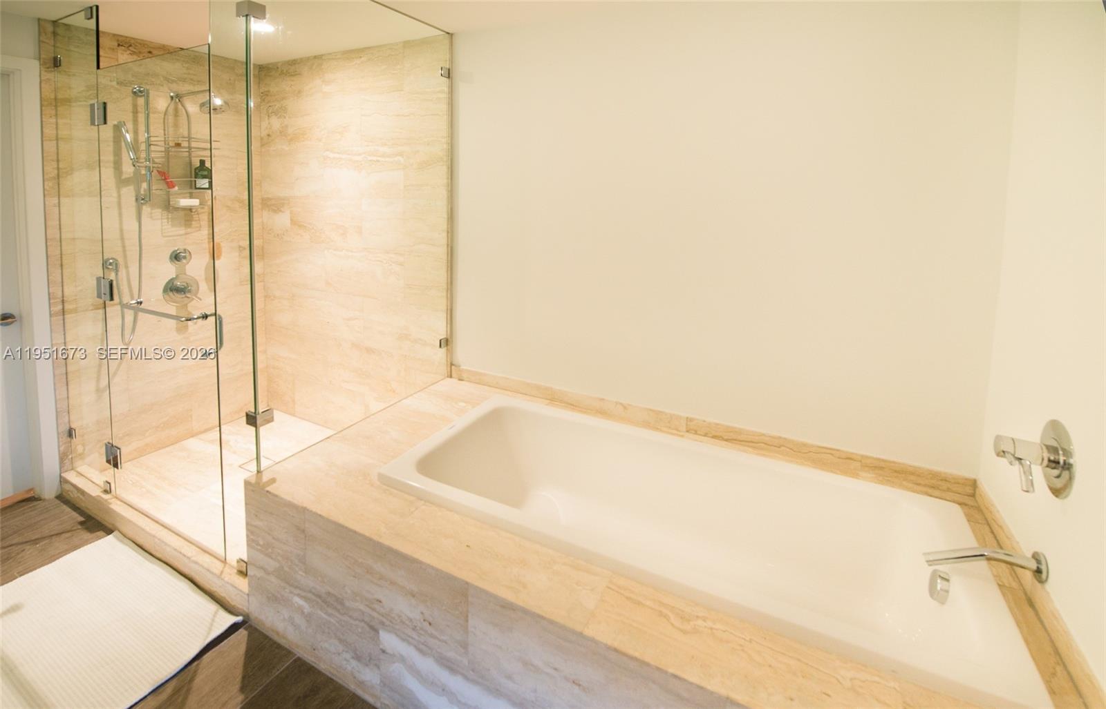 2900 NE 7th Ave 1903