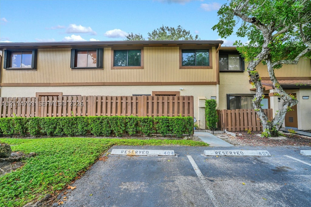 Photo of 4969 NW 82nd Ave #405, Lauderhill, FL 33351 (MLS # A12114703)