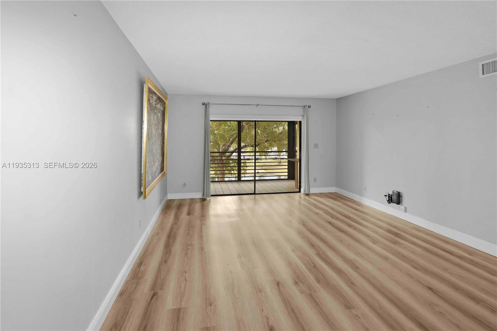 LAKES OF CARRIAGE HILLS - Residential