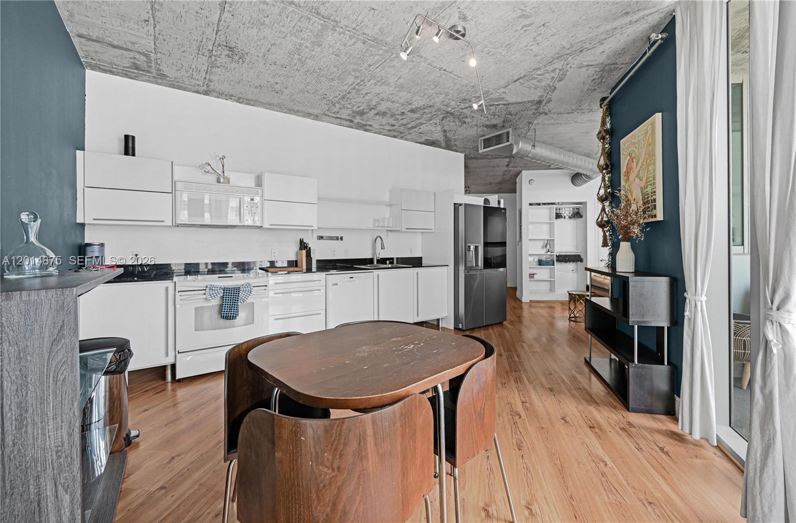 NEO VERTIKA CONDO - Residential