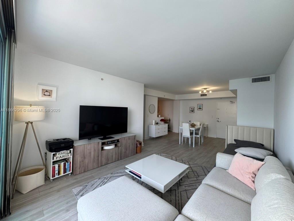 TREASURES ON THE BAY II C - Residential