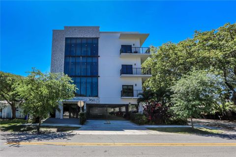 1950 Fletcher St Hollywood FL 33020