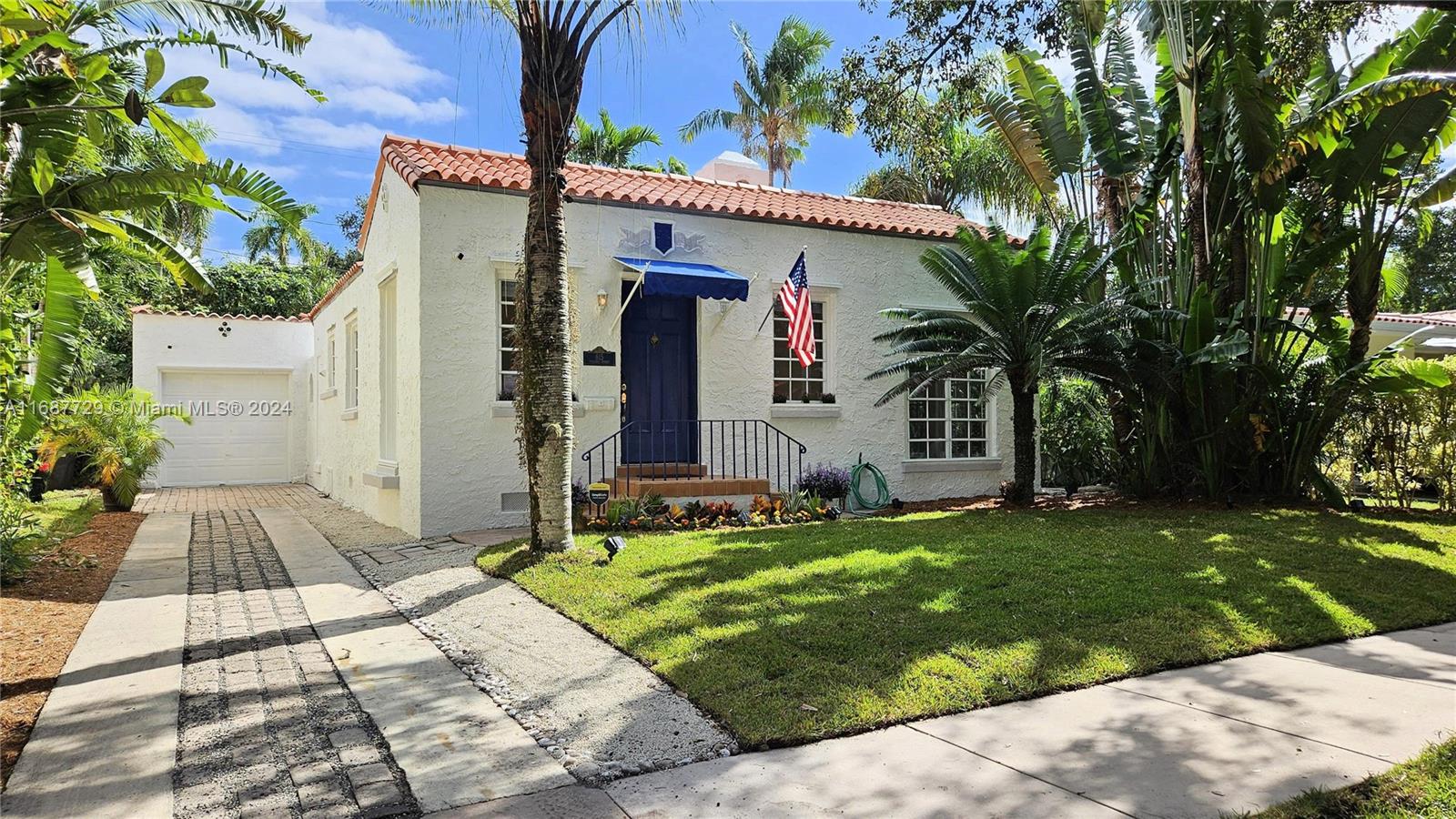 815 Pizarro St, Coral Gables, Miami-Dade County, Florida - 2 Bedrooms  
1 Bathrooms - 