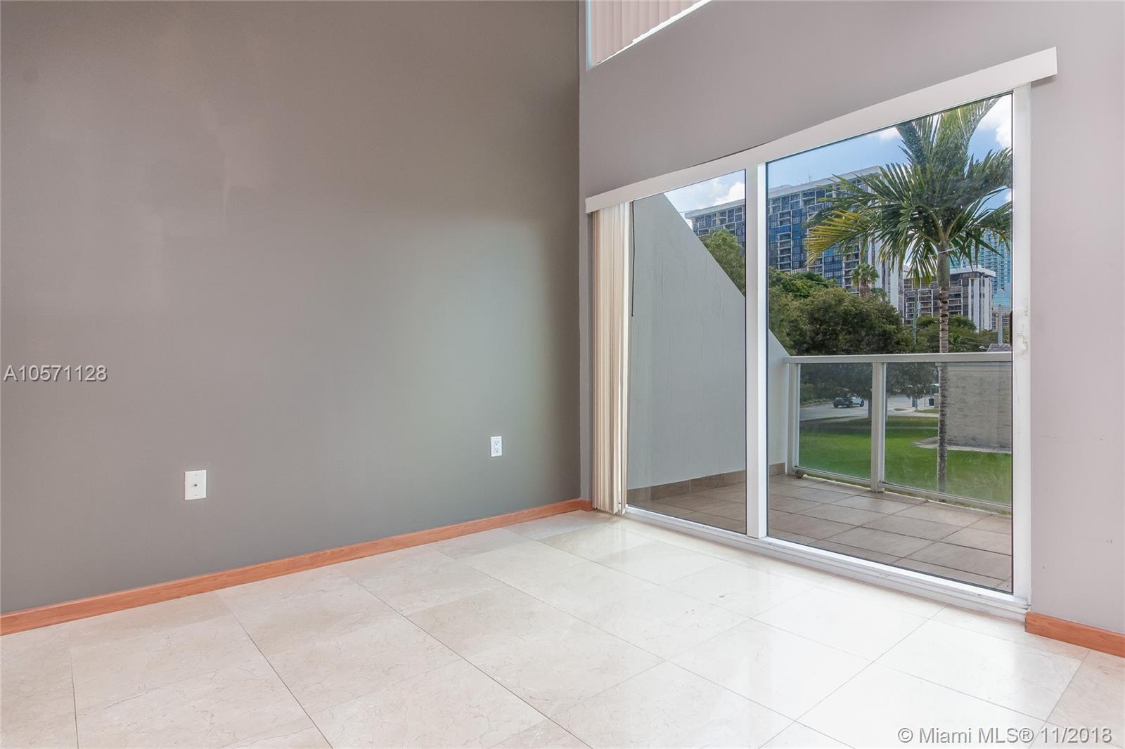 LOFTS ON BRICKELL II COND - Residential