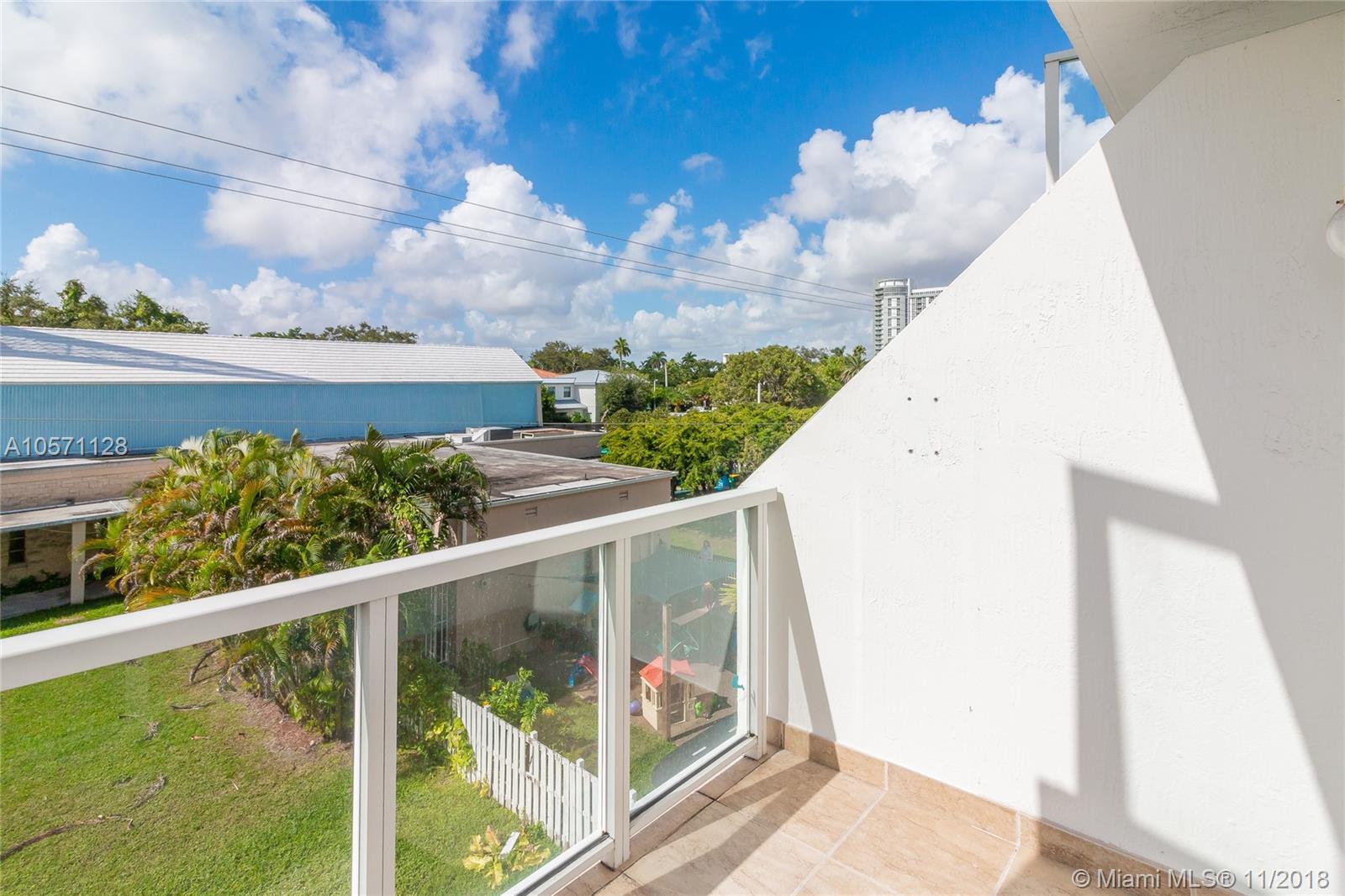 LOFTS ON BRICKELL II COND - Residential