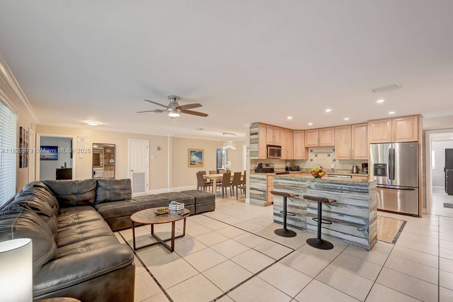 HOLLYWOOD LAKES SECTION - Residential Lease