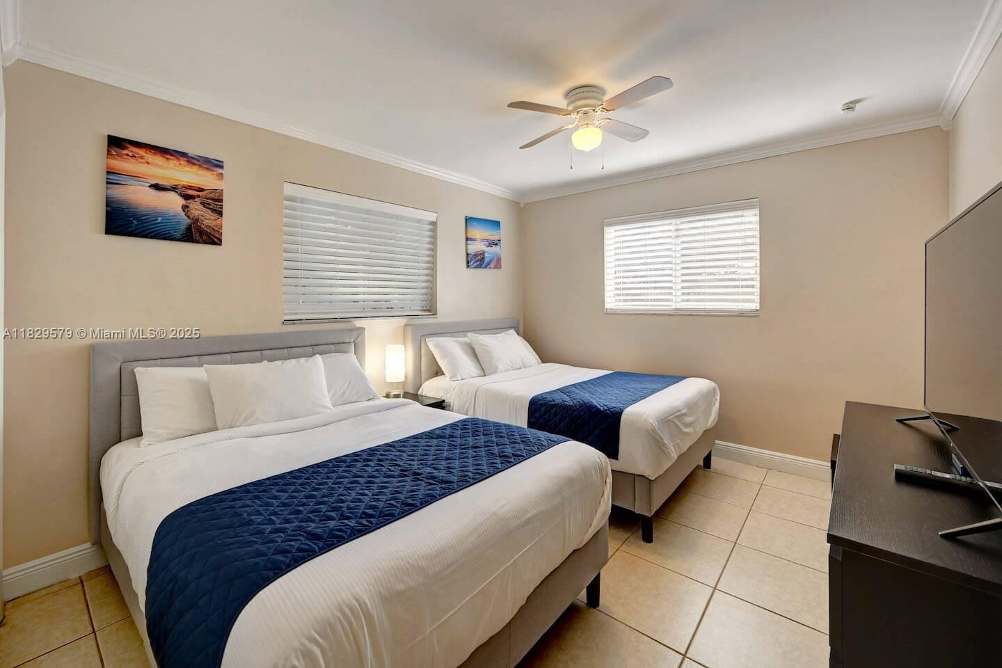 HOLLYWOOD LAKES SECTION - Residential Lease