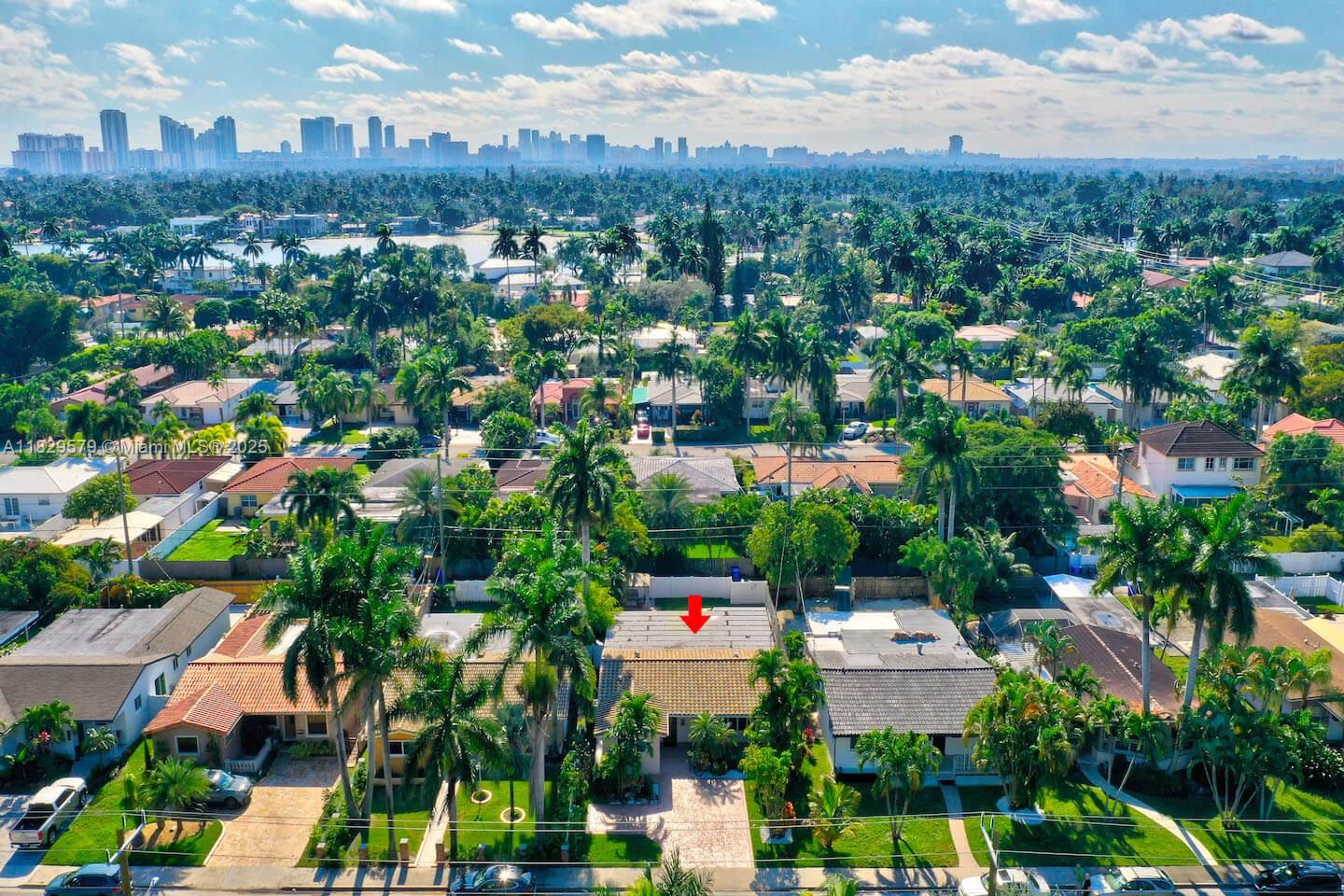 HOLLYWOOD LAKES SECTION - Residential Lease