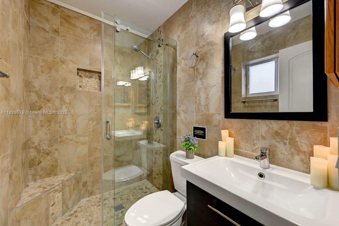 HOLLYWOOD LAKES SECTION - Residential Lease