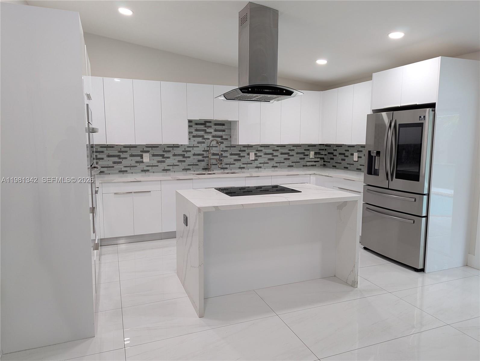 MEDITERRANIA - Residential