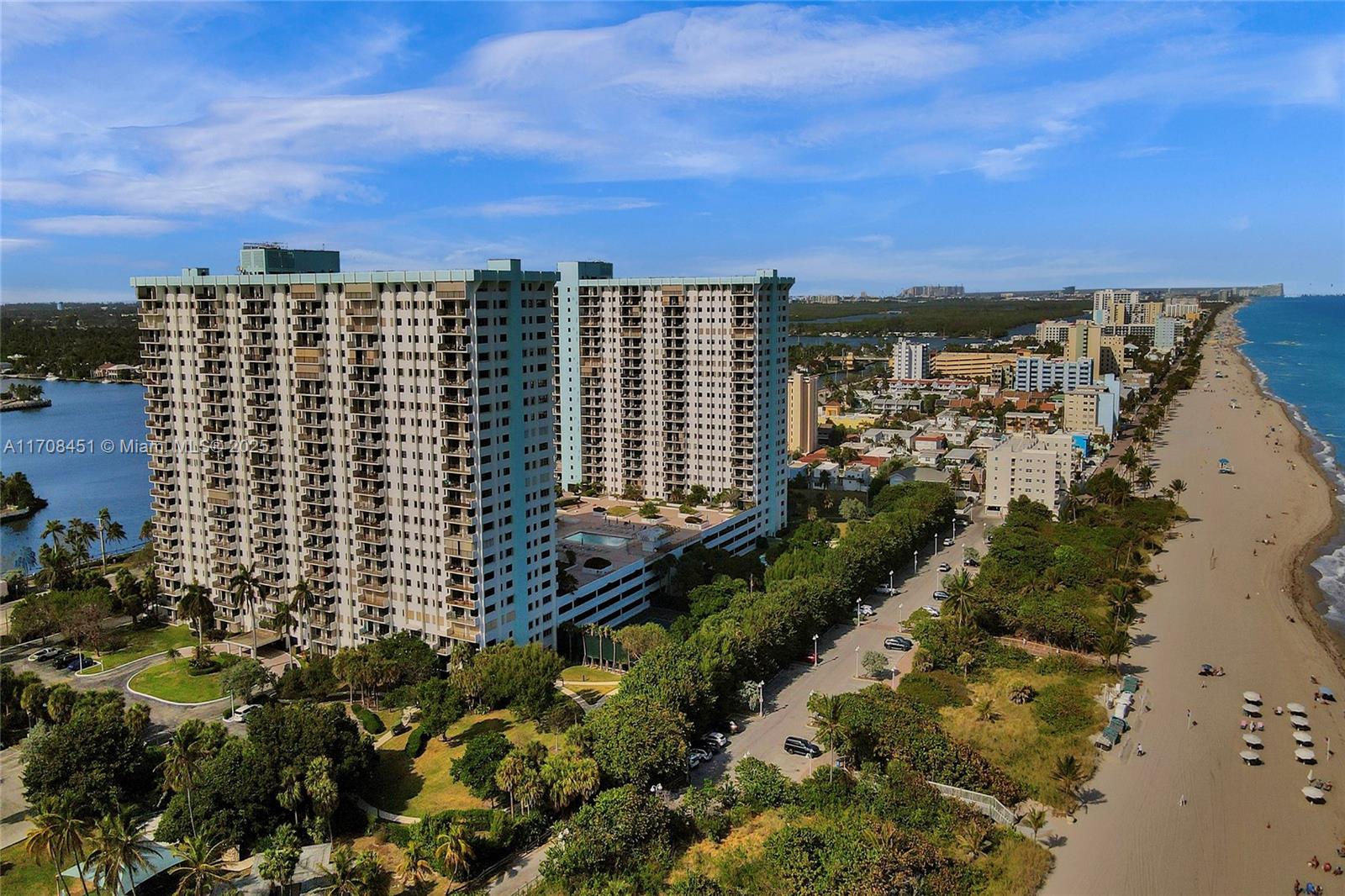 SUMMIT CONDO - Residential