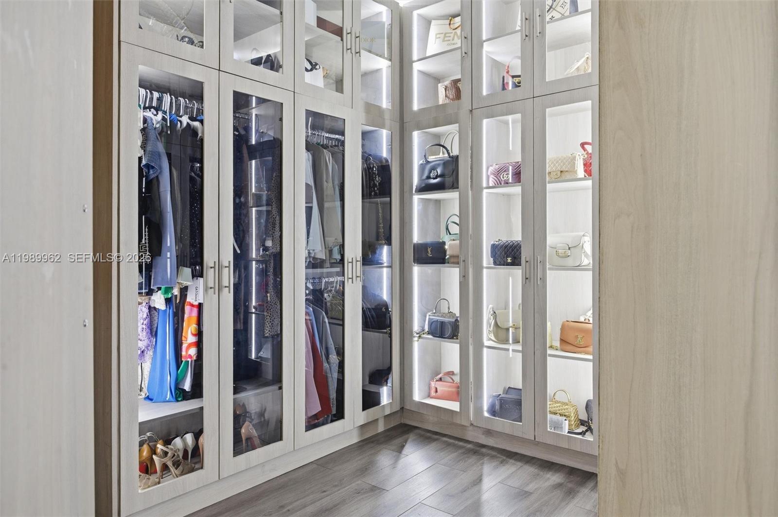 BEACON AT DORAL - Residential