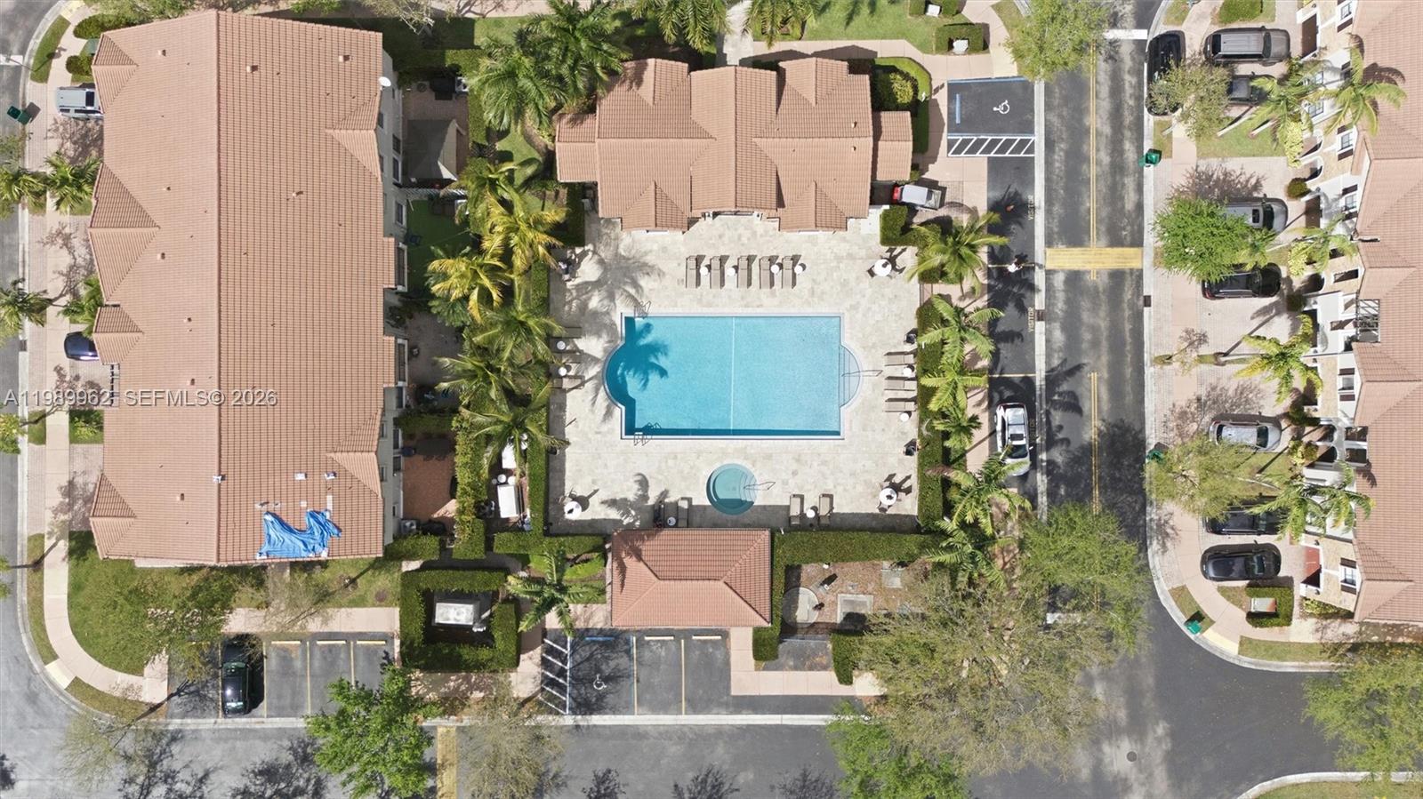 BEACON AT DORAL - Residential