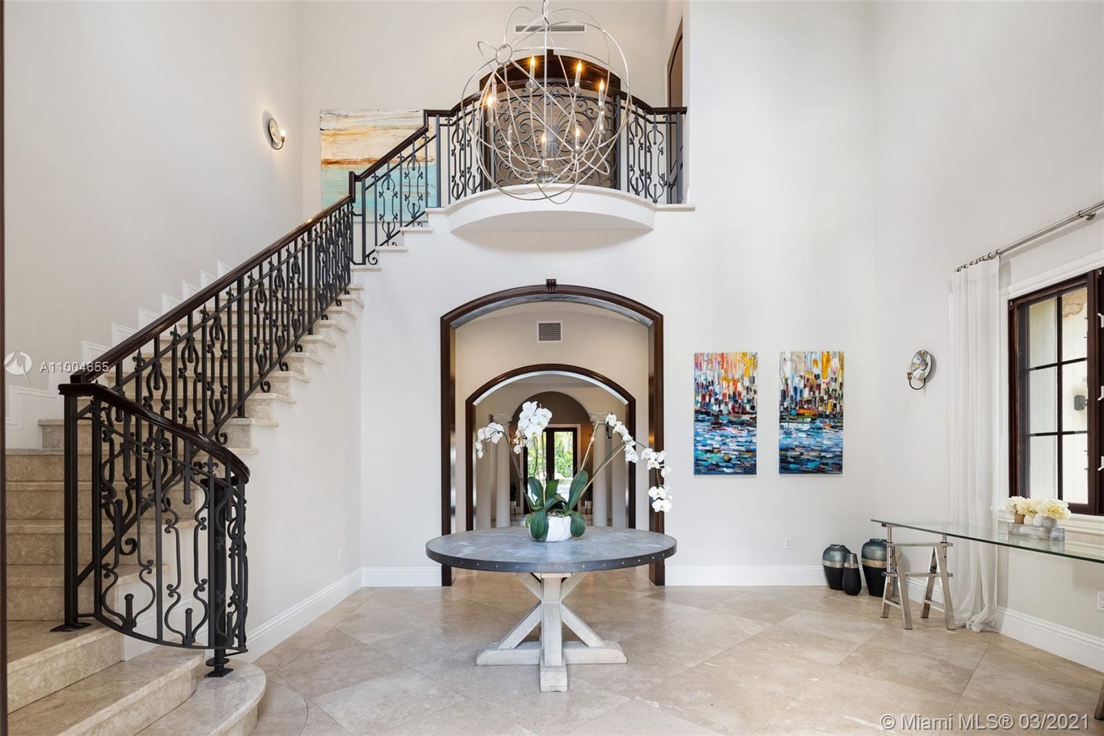 TOWN & RANCH ESTS - Residential