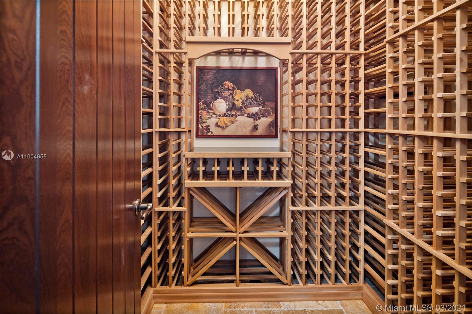 TOWN & RANCH ESTS - Residential