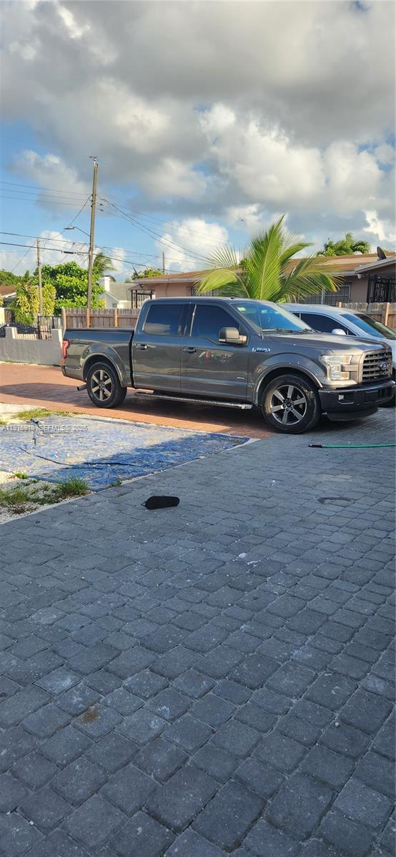 ORANGE PARK - Residential