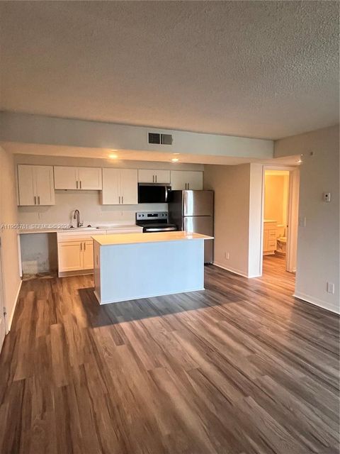 4055 W Mcnab Rd H211 Pompano Beach FL 33069