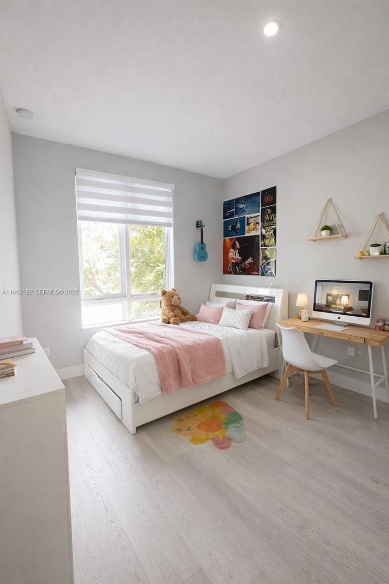 LANDMARK AT DORAL - Residential