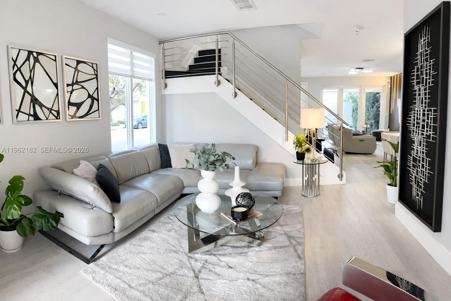 LANDMARK AT DORAL - Residential