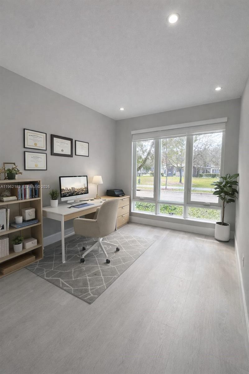 LANDMARK AT DORAL - Residential