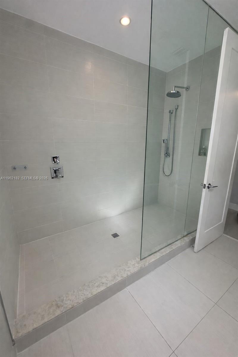 LANDMARK AT DORAL - Residential