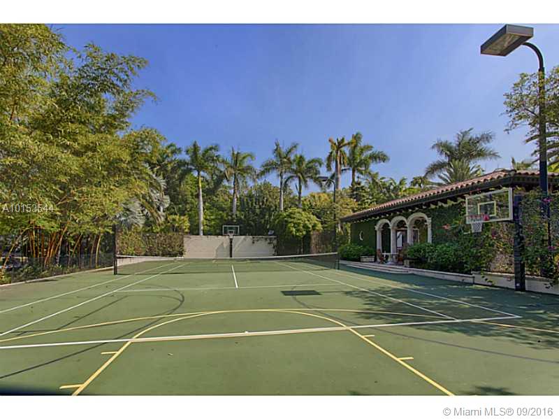 32 54 41 GABLES ESTATES N - Residential